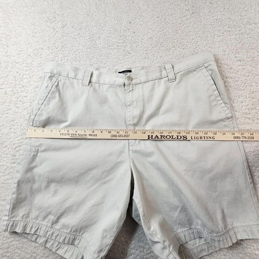 Dockers Shorts Mens 42 Light Khaki Relaxed Fit Flat Front Chino 9